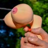 Jeux et Livres PISTOLET A EAU " BOOBIE SQUIRT GUN" EN FORME DE SEINS ! Jeux et Livres PISTOLET A EAU " BOOBIE SQUIRT GUN" EN FORME DE SEINS !