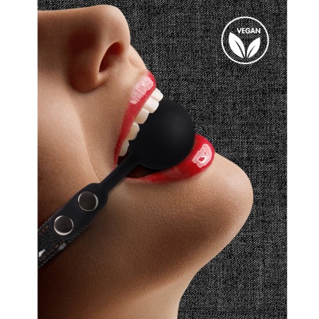 ACCESSOIRES BAILLON BOULE NOIR "TOUGH DENIM STYLE" DE "OUCH" ACCESSOIRES BAILLON BOULE NOIR "TOUGH DENIM STYLE" DE "OUCH"
